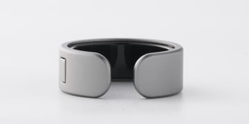 WIZPR Ring lets you talk to ChatGPT in private