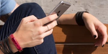 Jawbone wants to go big on sleep monitoring and counting calories