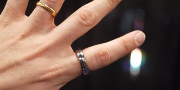 Velia ring