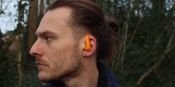 powerbeats pro 2 from the side