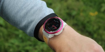 garmin-forerunner-570-side-angle-watch-face