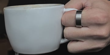 ultrahuman-ring-air-coffee-cup