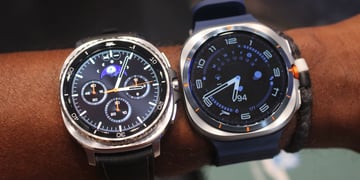samsung galaxy watch side by side