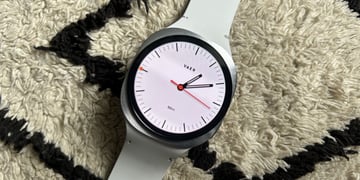 Vaer_Classic_Light_watch_face