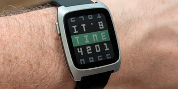 pebble-time-2-design-wrist