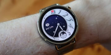The Xiaomi Watch S4 41mm homescreen.
