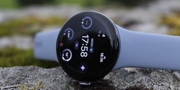 google-pixel-watch-4-watch-face-moss