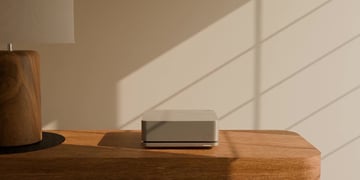 ultrahuman-home-desk